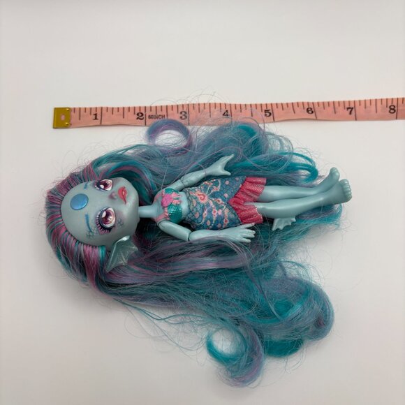 Magic Mixies Pixlings Marena The Mermaid Pixling Blue Doll (SKU: 335TO) - Picture 8 of 9